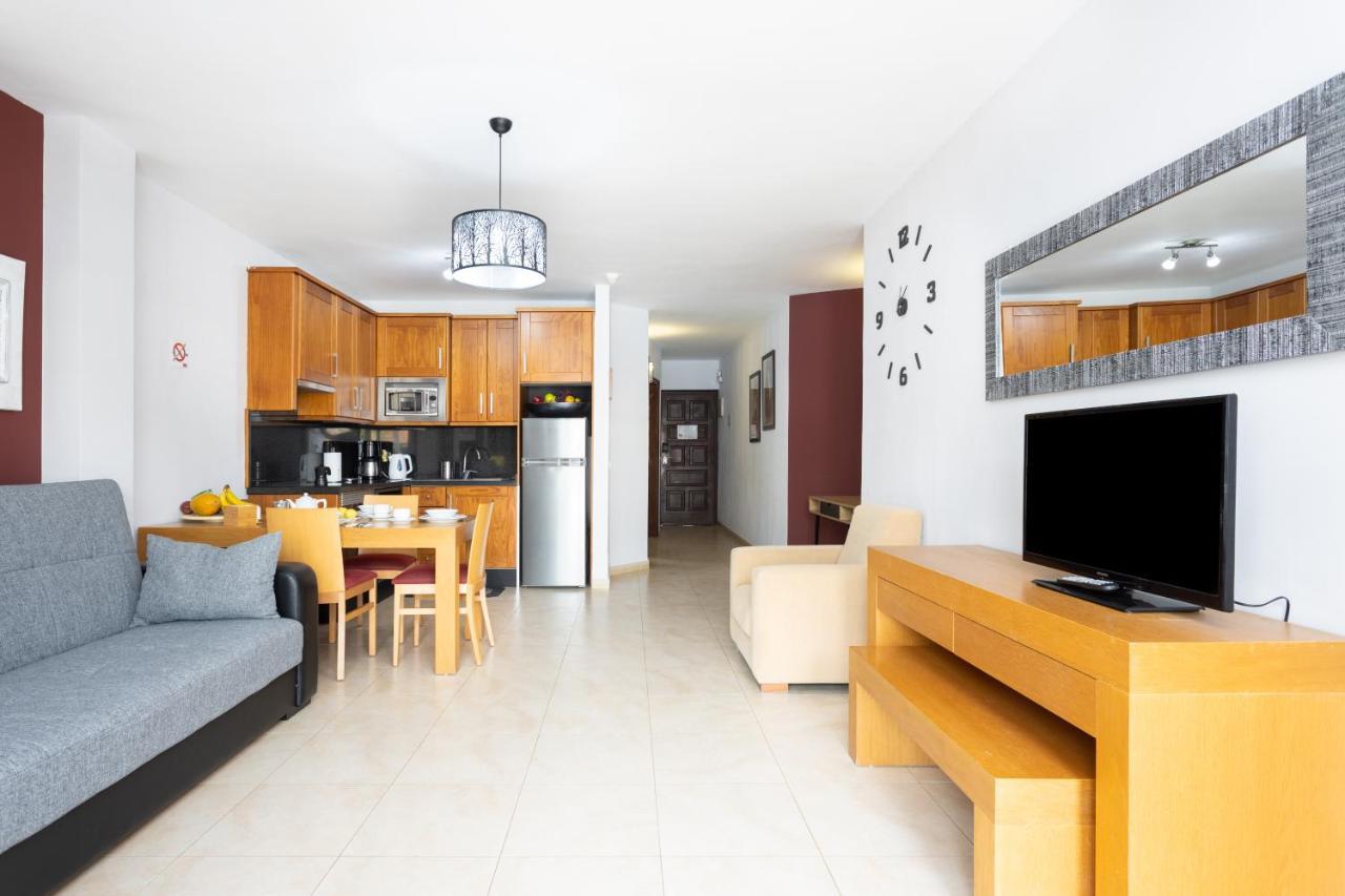 Apartment Oceanfront Tenerife South Albatros 125