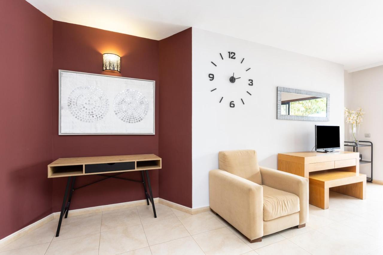 Apartment Oceanfront Tenerife South Albatros 125 *